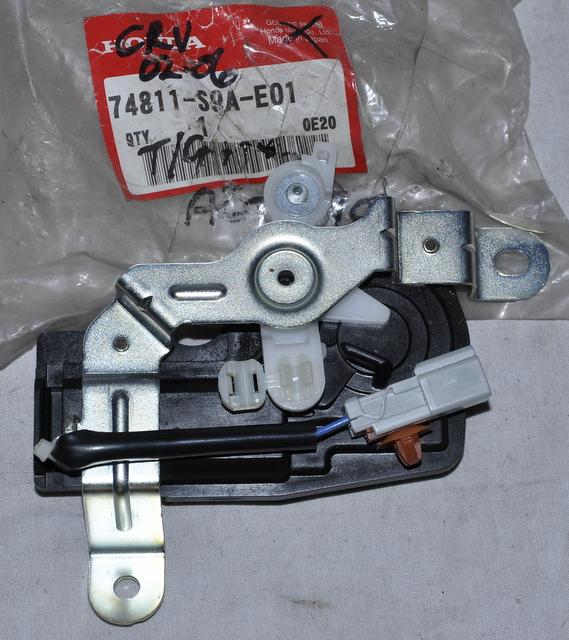 Featured image for “ACTUATOR ASSY., GLASS HATCH”