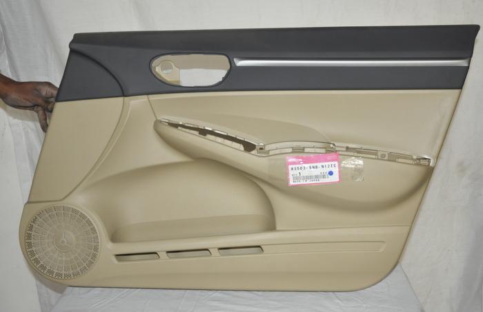 Featured image for “BASE COMP., R. FR. DOOR LINING”