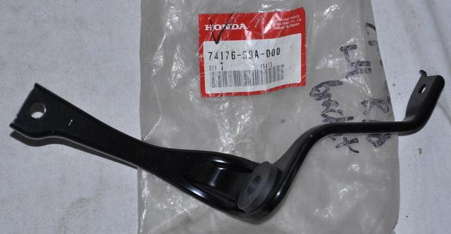 Featured image for “BRACKET LEFT RADIATOR UPPER MOUNTING”