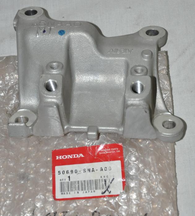 Featured image for “BRACKET TORQUE ROD LOWER”