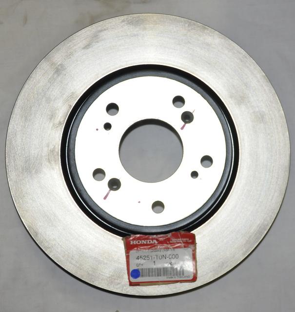 Featured image for “BRAKE DISK FRONT (CRV 4)(2014-2016)”