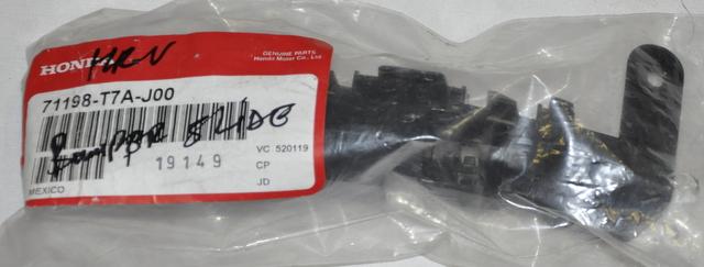 Featured image for “Honda HRV Bumper Slide LF (2017–2021) – New”