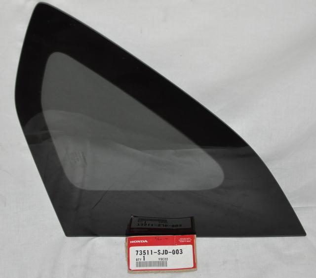 Featured image for “HONDA GLASS SET RIGHT 1.4 – NEW”