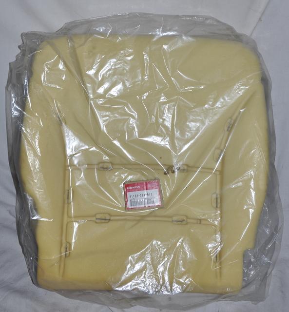 Featured image for “HONDA PAD ASSY., R. FR. SEAT CUSHION – NEW”