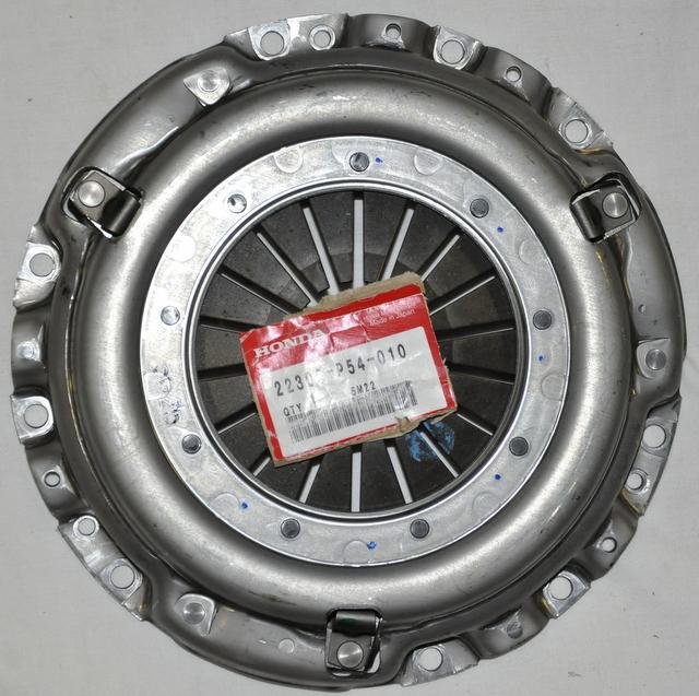 Featured image for “Honda Pressure Plate – Integra 1994–1996 Clutch Pressure Plate”